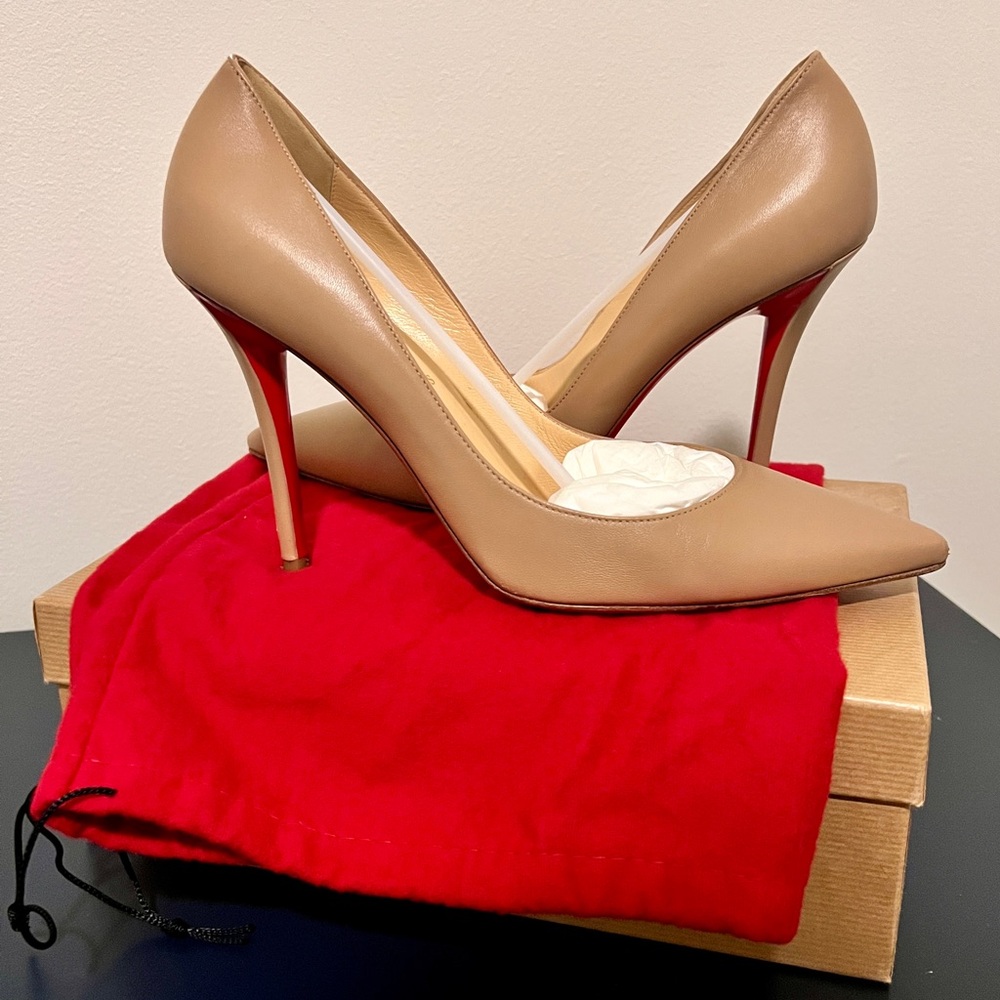 Christian Louboutin Nude Apostrophy 100mm Pumps